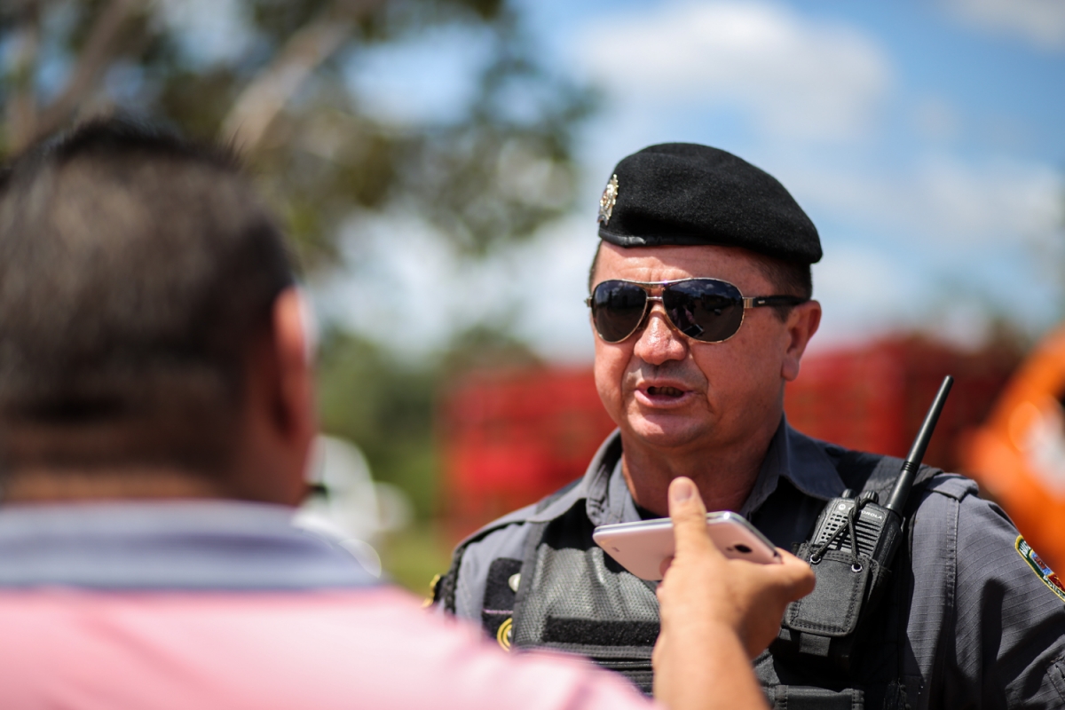Policia Militar faz blitz para coibir condutor sem CNH