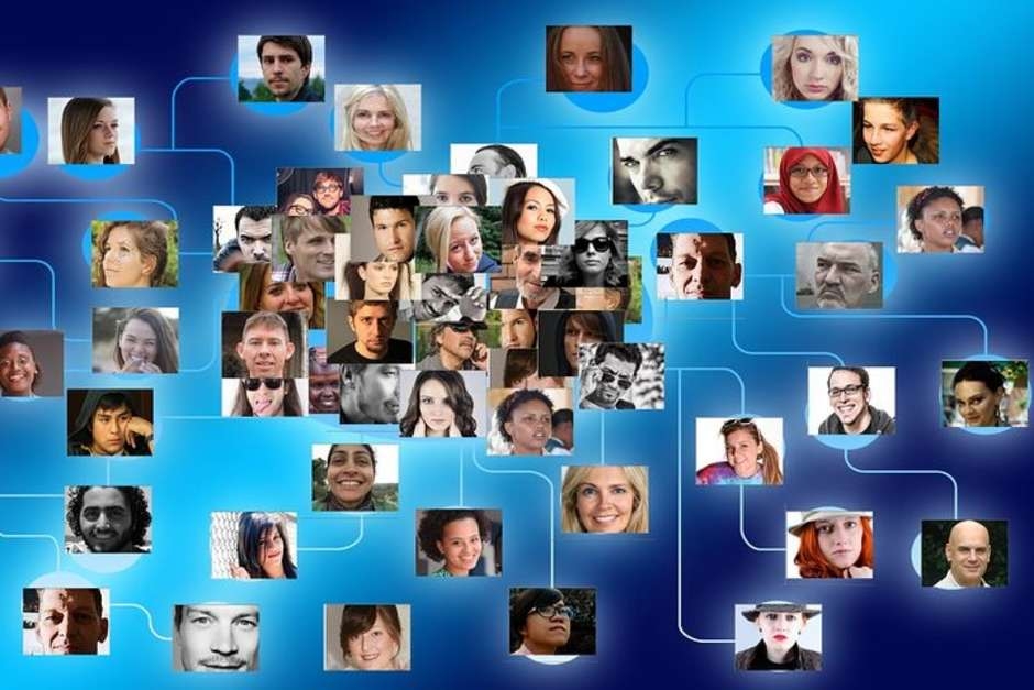 Campanha pedindo deportação de Greenwald foi criada por robôs