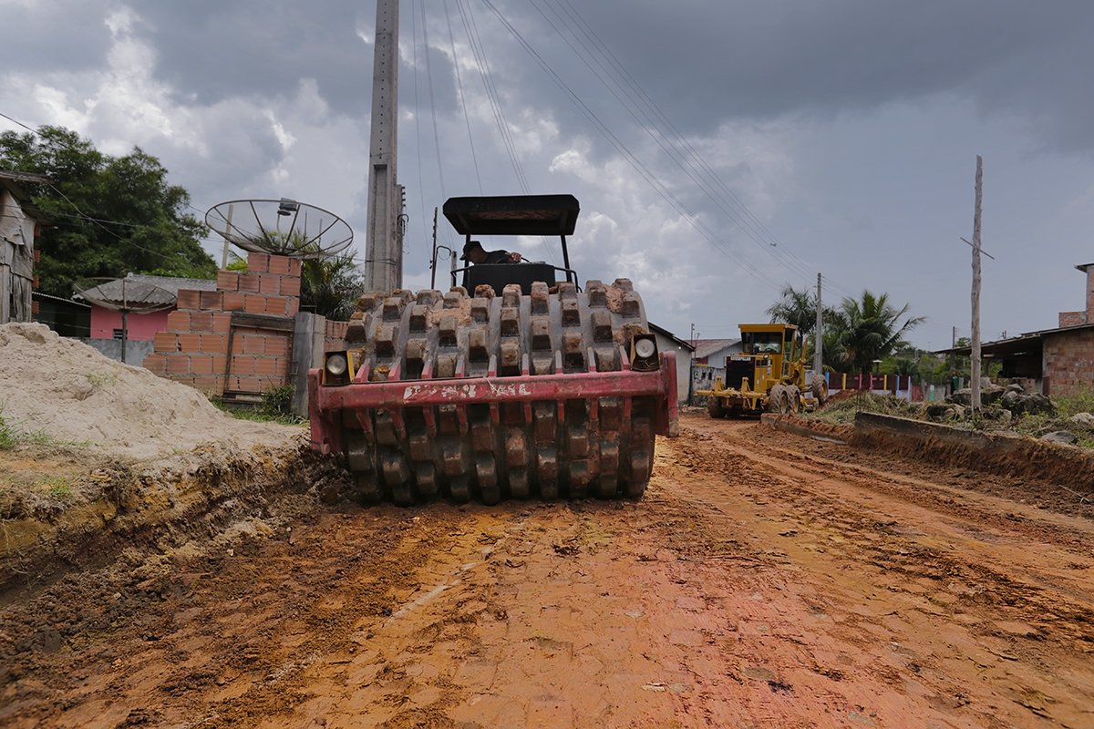 Prefeitura inicia obra de urbanização do Beco Hendgs