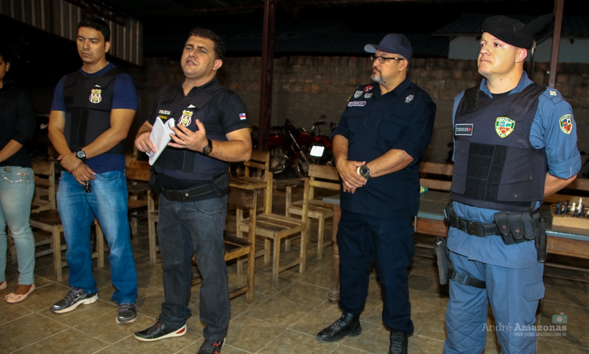 FORÇA CONJUNTA FAZ OPERAÇÃO EM ESTABELECIMENTOS NA MADRUGADA DE PRESIDENTE FIGUEIREDO