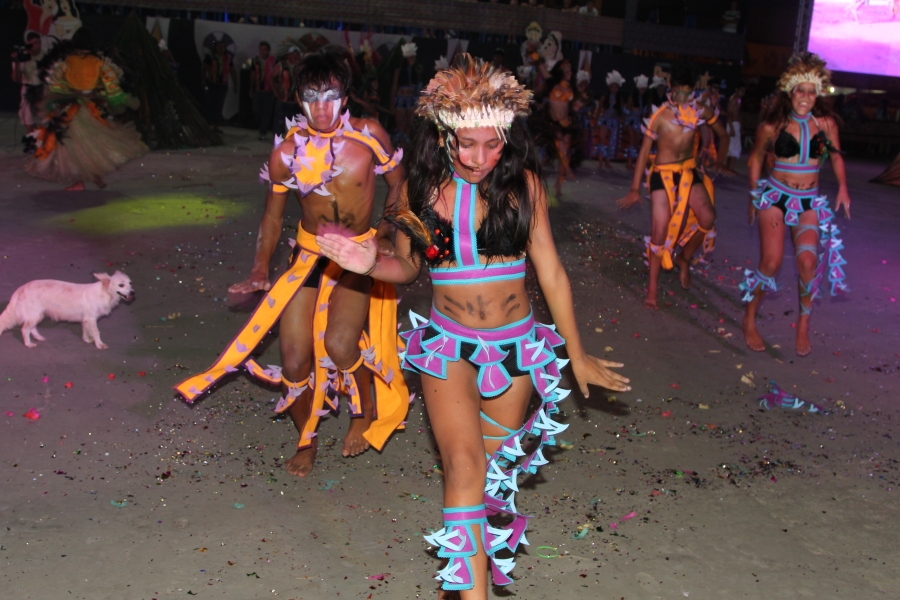 Festival Folcl¢rico 20131031.JPG