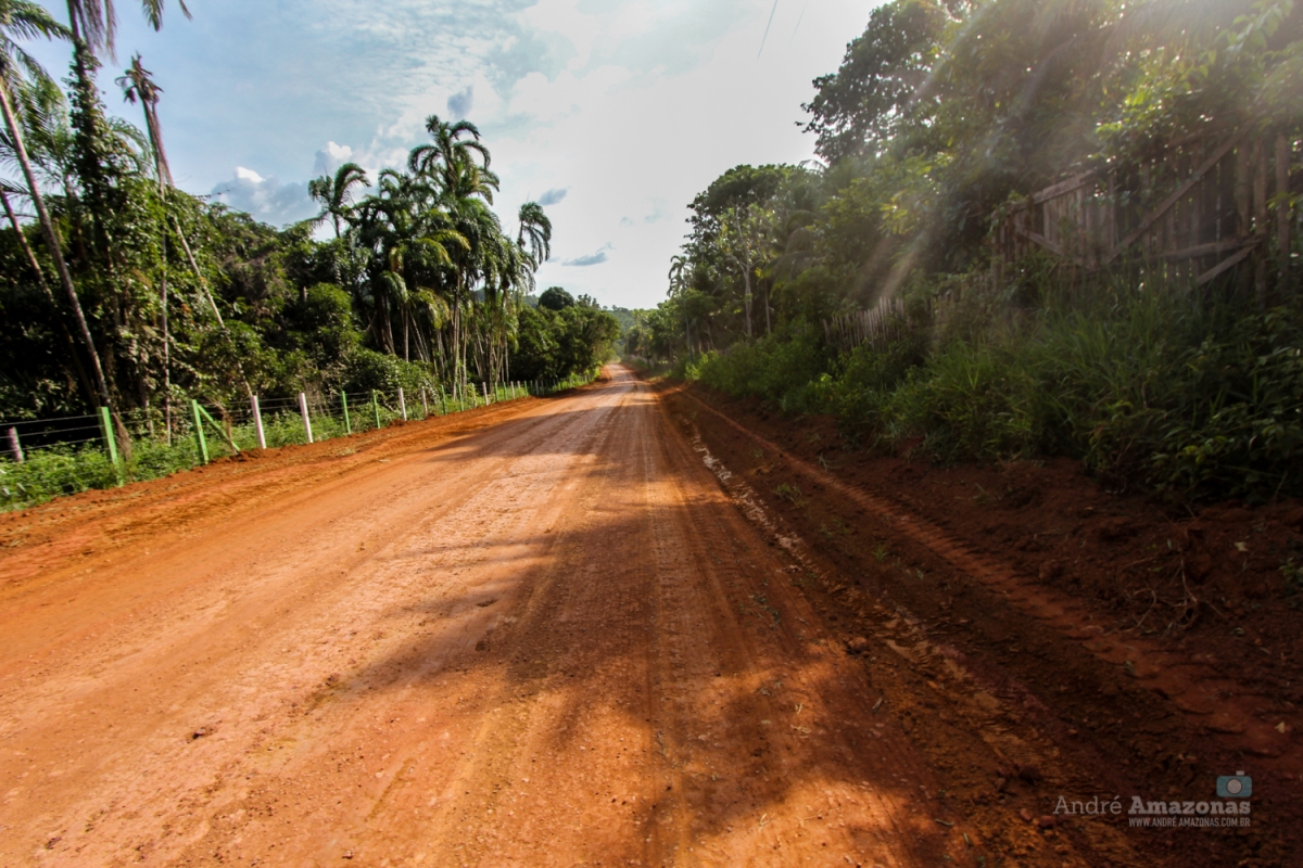 Prefeitura inaugura pavimentação de ramal do Castanhal/Nova União II
