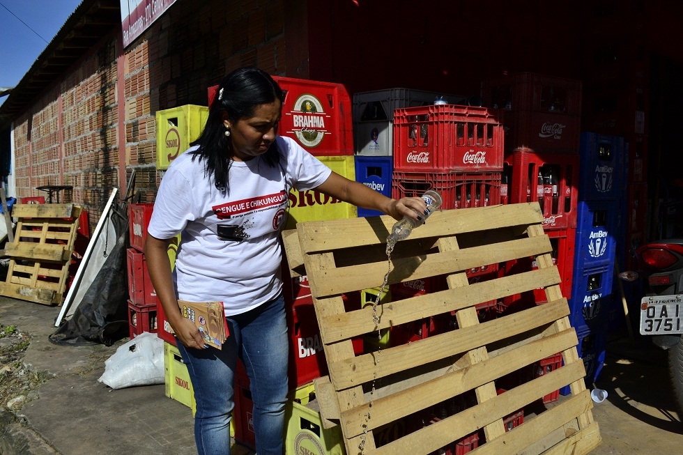 Secretaria de Saúde realiza campanha preventiva contra a Dengue e Febre Chikungunya